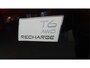 Volvo XC60 2.0 Recharge T6 AWD Inscription: eventueel trekhaak montage mogelijk, pano/ schuifdak, connect edition, rijass pakket driver assistance, cruise met afstandregeling  en innitiatie van noodremming, intell light sys, verwarmde  xenium pakket, ionisator luchtreiniging, draadloos telefoonoplader,  zijruiten verduisterd, Harman Kardon installatie, keyless entry, stuurverw, stoelverw, Apple Carplay, elec koffersluiting