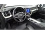 Volvo XC60 2.0 Recharge T6 AWD Inscription: eventueel trekhaak montage mogelijk, pano/ schuifdak, connect edition, rijass pakket driver assistance, cruise met afstandregeling  en innitiatie van noodremming, intell light sys, verwarmde  xenium pakket, ionisator luchtreiniging, draadloos telefoonoplader,  zijruiten verduisterd, Harman Kardon installatie, keyless entry, stuurverw, stoelverw, Apple Carplay, elec koffersluiting