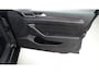 Volkswagen Passat Variant 1.4 TSI PHEV GTE privacy glas, ergo comfortstoel, elec kofferbak, verkeersbord herkenning, stoelverw, stuurpadles, park ass, side ass, uitpark ass, front ass, apple carplay, dak draagstangen