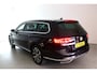 Volkswagen Passat Variant 1.4 TSI PHEV GTE privacy glas, ergo comfortstoel, elec kofferbak, verkeersbord herkenning, stoelverw, stuurpadles, park ass, side ass, uitpark ass, front ass, apple carplay, dak draagstangen