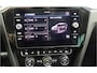 Volkswagen Passat Variant 1.4 TSI PHEV GTE privacy glas, ergo comfortstoel, elec kofferbak, verkeersbord herkenning, stoelverw, stuurpadles, park ass, side ass, uitpark ass, front ass, apple carplay, dak draagstangen