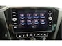 Volkswagen Passat Variant 1.4 TSI PHEV GTE privacy glas, ergo comfortstoel, elec kofferbak, verkeersbord herkenning, stoelverw, stuurpadles, park ass, side ass, uitpark ass, front ass, apple carplay, dak draagstangen