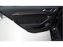 Volkswagen Passat Variant 1.4 TSI PHEV GTE privacy glas, ergo comfortstoel, elec kofferbak, verkeersbord herkenning, stoelverw, stuurpadles, park ass, side ass, uitpark ass, front ass, apple carplay, dak draagstangen