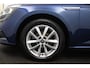 Renault Megane 1.2 TCe Limited | 1650 kg trekgewicht | Apple/Android |