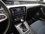 Volkswagen Passat Variant 1.4 TSI PHEV GTE | Massage | Adaptive Cruise | Camera | Stoelverwarming | PDC | DAB | Carplay