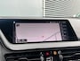 BMW 1-Serie BWJ 2021 | 118i 136PK High Ex AUTOMAAT | SPORTSTOELEN | CLIMA | NAVI | CARPLAY | PDC 2X | LEDER/STOF | 18'' LMV