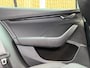 Skoda Octavia Combi 1.5 e-TSI Business Edition DSG Automaat | Trekhaak | Getint glas | Keyless entry&start | Elektrisch bedienbare achterklep | Climate control | Cruise control | Parkeersensoren voor en achter