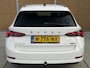 Skoda Octavia Combi 1.5 e-TSI Business Edition DSG Automaat | Trekhaak | Getint glas | Keyless entry&start | Elektrisch bedienbare achterklep | Climate control | Cruise control | Parkeersensoren voor en achter