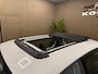 Volkswagen Up! 1.0 move up! BlueMotion * Zonnedak / Navigatie / Airco / NL Auto *