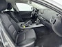 Mazda 3 2.0 TS+ | AUTOMAAT | CLIMA | CRUISE | CAMERA | BLUETOOTH | 16'' LM VELGEN | PRIVACY GLASS |