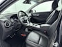 Hyundai Kona Electric EV LIMITED 64 kWh | LEDER | DODEHOEK DETECTIE | PDC | 3 FASEN | WARMTEPOMP | CAMERA | CLIMA | CRUISE ADAPT. | NAVI | PRIVACY GLASS | DAKRAILING | APPLE CAR PLAY & ADROID AUTO |