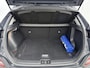 Hyundai Kona Electric EV LIMITED 64 kWh | LEDER | DODEHOEK DETECTIE | PDC | 3 FASEN | WARMTEPOMP | CAMERA | CLIMA | CRUISE ADAPT. | NAVI | PRIVACY GLASS | DAKRAILING | APPLE CAR PLAY & ADROID AUTO |