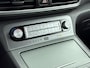 Hyundai Kona Electric EV LIMITED 64 kWh | LEDER | DODEHOEK DETECTIE | PDC | 3 FASEN | WARMTEPOMP | CAMERA | CLIMA | CRUISE ADAPT. | NAVI | PRIVACY GLASS | DAKRAILING | APPLE CAR PLAY & ADROID AUTO |