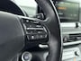 Hyundai Kona Electric EV LIMITED 64 kWh | LEDER | DODEHOEK DETECTIE | PDC | 3 FASEN | WARMTEPOMP | CAMERA | CLIMA | CRUISE ADAPT. | NAVI | PRIVACY GLASS | DAKRAILING | APPLE CAR PLAY & ADROID AUTO |