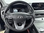 Hyundai Kona Electric EV FASHION 64 kWh | DODEHOEK DETECTIE | PDC | 3 FASEN | WARMTEPOMP | CAMERA | CLIMA | CRUISE ADAPT. | NAVI | PRIVACY GLASS | DAKRAILING | APPLE CAR PLAY & ADROID AUTO |