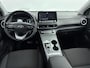 Hyundai Kona Electric EV FASHION 64 kWh | DODEHOEK DETECTIE | PDC | 3 FASEN | WARMTEPOMP | CAMERA | CLIMA | CRUISE ADAPT. | NAVI | PRIVACY GLASS | DAKRAILING | APPLE CAR PLAY & ADROID AUTO |