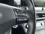 Hyundai Kona Electric EV FASHION 64 kWh | DODEHOEK DETECTIE | PDC | 3 FASEN | WARMTEPOMP | CAMERA | CLIMA | CRUISE ADAPT. | NAVI | PRIVACY GLASS | DAKRAILING | APPLE CAR PLAY & ADROID AUTO |