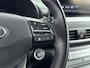 Hyundai Kona Electric EV COMFORT 64 kWh | PDC | 3 FASEN | WARMTEPOMP | CAMERA | CLIMA | CRUISE ADAPT. | NAVI | PRIVACY GLASS | DAKRAILING | APPLE CAR PLAY & ADROID AUTO |
