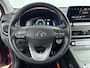 Hyundai Kona Electric EV COMFORT 64 kWh | PDC | 3 FASEN | WARMTEPOMP | CAMERA | CLIMA | CRUISE ADAPT. | NAVI | PRIVACY GLASS | DAKRAILING | APPLE CAR PLAY & ADROID AUTO |