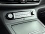 Hyundai Kona Electric EV COMFORT 64 kWh | PDC | 3 FASEN | WARMTEPOMP | CAMERA | CLIMA | CRUISE ADAPT. | NAVI | PRIVACY GLASS | DAKRAILING | APPLE CAR PLAY & ADROID AUTO |