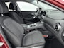 Hyundai Kona Electric EV COMFORT 64 kWh | PDC | 3 FASEN | WARMTEPOMP | CAMERA | CLIMA | CRUISE ADAPT. | NAVI | PRIVACY GLASS | DAKRAILING | APPLE CAR PLAY & ADROID AUTO |