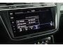 Volkswagen Tiguan 1.5 TSI 150pk DSG R-Line Business+ Trekhaak 360Camera Keyless Stoelverwarming Virtual Cockpit Navigatie Panoramadak