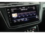 Volkswagen Tiguan 1.5 TSI 150pk DSG R-Line Business+ Trekhaak 360Camera Keyless Stoelverwarming Virtual Cockpit Navigatie Panoramadak