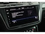 Volkswagen Tiguan 1.5 TSI 150pk DSG R-Line Business+ Trekhaak 360Camera Keyless Stoelverwarming Virtual Cockpit Navigatie Panoramadak