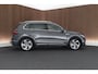 Volkswagen Tiguan 1.5 TSI 150pk DSG R-Line Business+ Trekhaak 360Camera Keyless Stoelverwarming Virtual Cockpit Navigatie Panoramadak