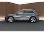 Volkswagen Tiguan 1.5 TSI 150pk DSG R-Line Business+ Trekhaak 360Camera Keyless Stoelverwarming Virtual Cockpit Navigatie Panoramadak