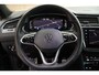 Volkswagen Tiguan 1.5 TSI 150pk DSG R-Line Business+ Trekhaak 360Camera Keyless Stoelverwarming Virtual Cockpit Navigatie Panoramadak