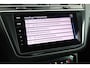Volkswagen Tiguan 1.5 TSI 150pk DSG R-Line Business+ Trekhaak 360Camera Keyless Stoelverwarming Virtual Cockpit Navigatie Panoramadak