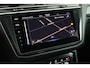 Volkswagen Tiguan 1.5 TSI 150pk DSG R-Line Business+ Trekhaak 360Camera Keyless Stoelverwarming Virtual Cockpit Navigatie Panoramadak