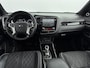 Mitsubishi Outlander 2.4 PHEV INSTYLE | LAGE KMSTAND! | PLUG-IN HYBRID | AUTOMAAT | TREKHAAK | ELEKTRISCH SCHUIFKANTELDAK | CLIMA | CRUISE ADAPT. | CAMERA | I-KEY | NAVI | STOELVERWARMING | 18'' LM VELGEN |