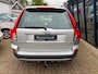 Volvo XC90 3.2 Momentum Automaat 7 Persoons / NL Auto