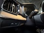 Volvo XC90 2.0 T8 Plug-in hybrid AWD Ultra Dark Panoramo dak, Headup display en Luchtvering