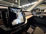 Volvo XC90 2.0 T8 Plug-in hybrid AWD Ultra Dark Panoramo dak, Headup display en Luchtvering