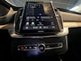 Volvo XC90 2.0 T8 Plug-in hybrid AWD Ultra Dark Panoramo dak, Headup display en Luchtvering