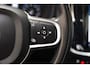 Volvo V60 2.0 B3 Momentum Advantage Aut. [ Trekhaak Leder Stoel / stuurverwarming Clima Navi Apple/Android Cruise ]