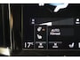 Volvo V60 2.0 B3 Momentum Advantage Aut. [ Trekhaak Leder Stoel / stuurverwarming Clima Navi Apple/Android Cruise ]