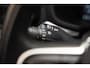 Volvo V60 2.0 B3 Momentum Advantage Aut. [ Trekhaak Leder Stoel / stuurverwarming Clima Navi Apple/Android Cruise ]