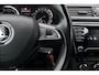 Skoda Superb Combi 1.8 TSI Style Automaat | Trekhaak | Adaptieve Cruise | Stoelverwarming | Apple Carplay / Android Auto | Getint glas