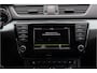 Skoda Superb Combi 1.8 TSI Style Automaat | Trekhaak | Adaptieve Cruise | Stoelverwarming | Apple Carplay / Android Auto | Getint glas