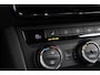 Skoda Superb Combi 1.8 TSI Style Automaat | Trekhaak | Adaptieve Cruise | Stoelverwarming | Apple Carplay / Android Auto | Getint glas