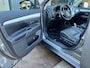 Mitsubishi Outlander 2.0 PHEV Hybrid Airco Cruise controle Trekhaak 1500kg trekgewicht Leder Achterruitrijcamera Parkeersensoren voor en achter Telefoonverbinding Navigatiesysteem Oplaadkabel Stuurwielbediening