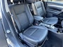 Mitsubishi Outlander 2.0 PHEV Hybrid Airco Cruise controle Trekhaak 1500kg trekgewicht Leder Achterruitrijcamera Parkeersensoren voor en achter Telefoonverbinding Navigatiesysteem Oplaadkabel Stuurwielbediening