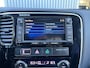 Mitsubishi Outlander 2.0 PHEV Hybrid Airco Cruise controle Trekhaak 1500kg trekgewicht Leder Achterruitrijcamera Parkeersensoren voor en achter Telefoonverbinding Navigatiesysteem Oplaadkabel Stuurwielbediening