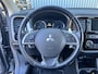 Mitsubishi Outlander 2.0 PHEV Hybrid Airco Cruise controle Trekhaak 1500kg trekgewicht Leder Achterruitrijcamera Parkeersensoren voor en achter Telefoonverbinding Navigatiesysteem Oplaadkabel Stuurwielbediening