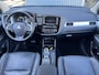 Mitsubishi Outlander 2.0 PHEV Hybrid Airco Cruise controle Trekhaak 1500kg trekgewicht Leder Achterruitrijcamera Parkeersensoren voor en achter Telefoonverbinding Navigatiesysteem Oplaadkabel Stuurwielbediening