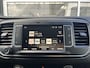 Opel Vivaro 2.0 CDTI L2H1 Dubbele schuifdeur Parkeerhulp voor en achter Achteruitrijcamera Airco Cruise control Kastinrichting Imperiaal Apple Carplay Bluetooth telefoon voorbereiding 3-Persoons Euro 6